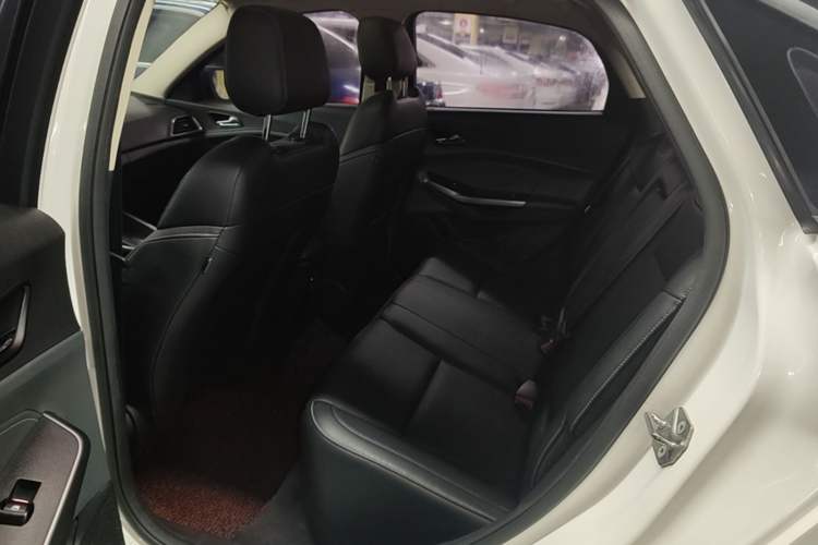 Used Ford Escort 2015 1.5L Automatic Fashion Model Left Rear Seat