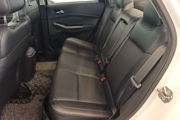 Used Ford Escort 2015 1.5L Automatic Fashion Model Left Rear Seat