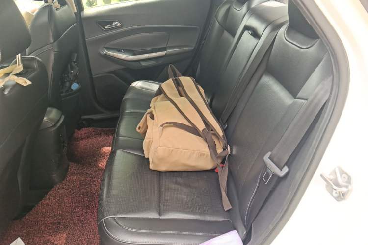 Used Ford Escort 2015 1.5L Automatic Fashion Model Left Rear Seat