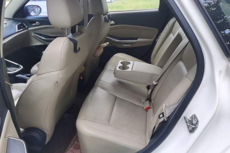 Used Ford Escort 2015 1.5L Automatic Fashion Model Left Rear Seat