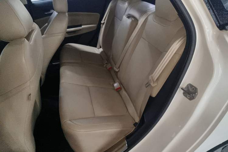 Used Ford Escort 2015 1.5L Automatic Fashion Model Left Rear Seat