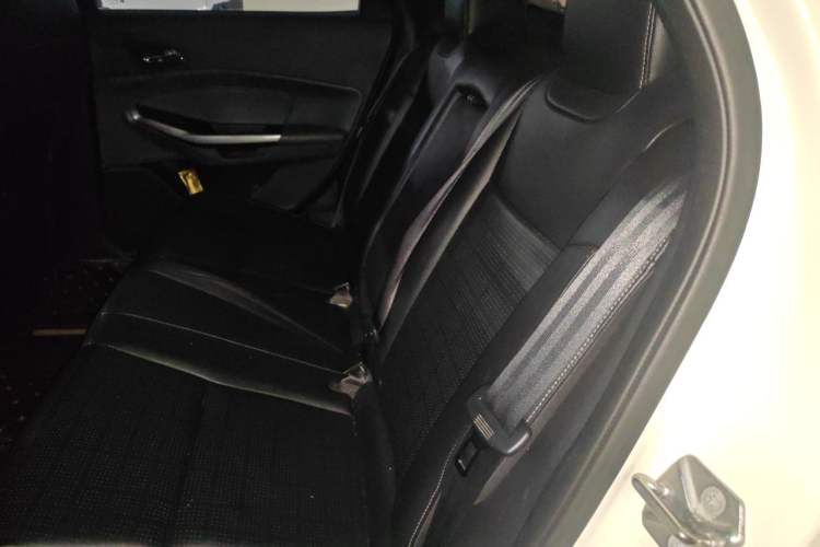 Used Ford Escort 2015 1.5L Automatic Fashion Model Left Rear Seat