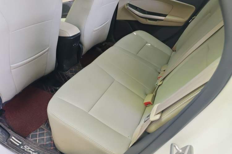 Used Ford Escort 2015 1.5L Automatic Comfort Edition Left Rear Seat