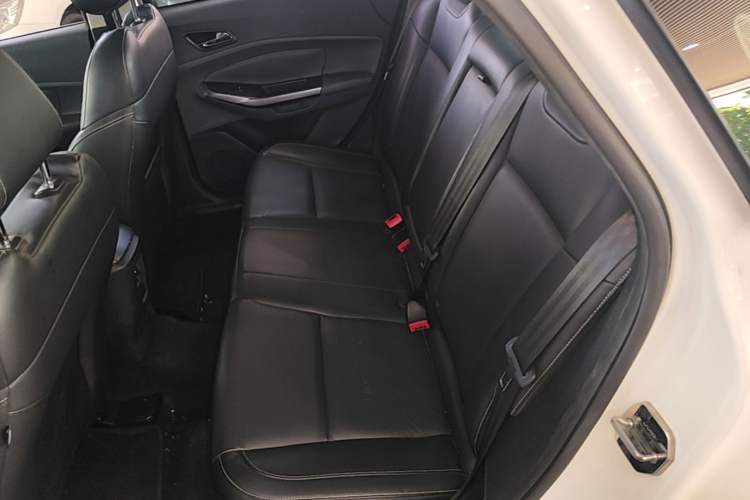 Used Ford Escort 2015 1.5L Automatic Fashion Model Left Rear Seat