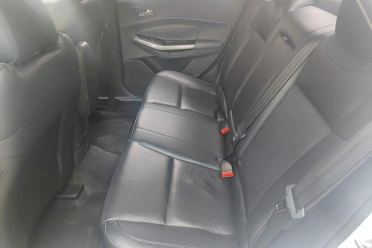 Used Ford Escort 2015 1.5L Automatic Fashion Model Left Rear Seat