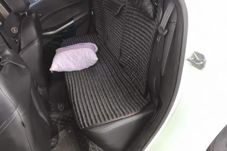 Used Ford Escort 2015 1.5L Automatic Fashion Model Left Rear Seat