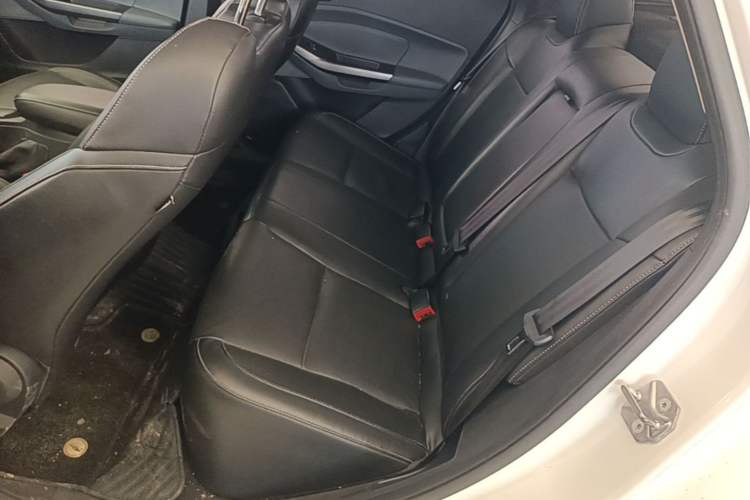 Used Ford Escort 2015 1.5L Automatic Fashion Model Left Rear Seat