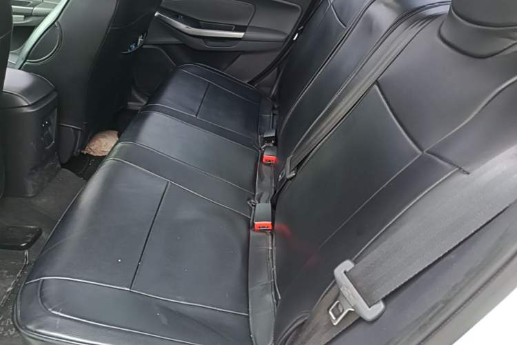 Used Ford Escort 2015 1.5L Automatic Fashion Model Left Rear Seat