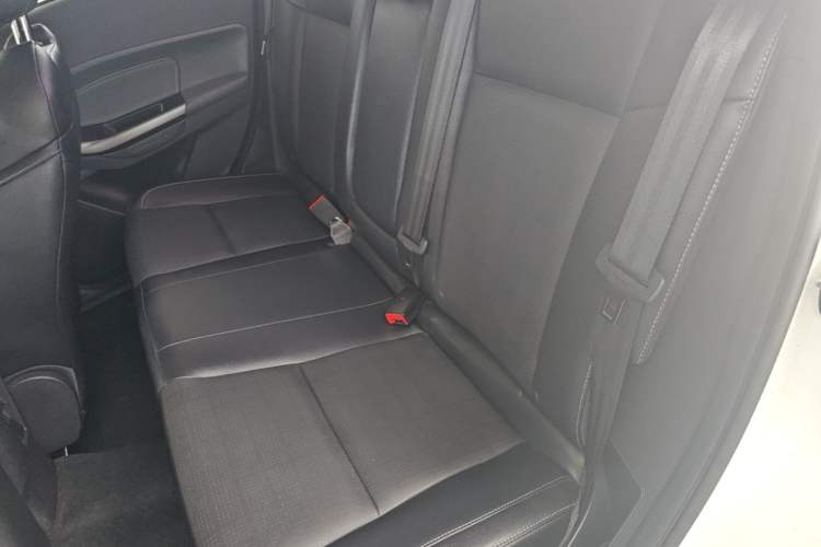 Used Ford Escort 2015 1.5L Automatic Fashion Model Left Rear Seat