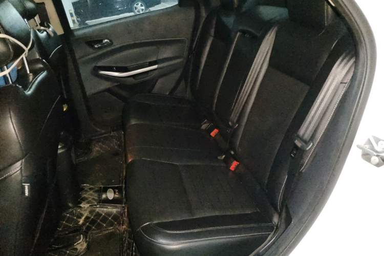 Used Ford Escort 2015 1.5L Automatic Fashion Model Left Rear Seat
