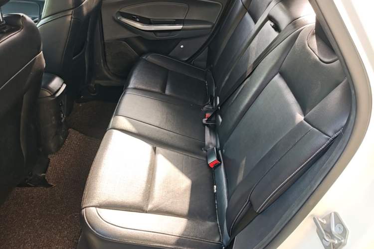 Used Ford Escort 2015 1.5L Automatic Fashion Model Left Rear Seat