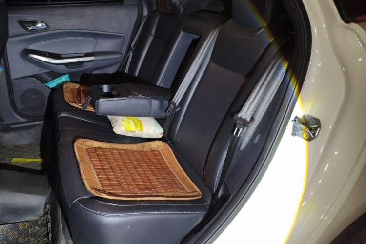 Used Ford Escort 2015 1.5L Automatic Fashion Model Left Rear Seat