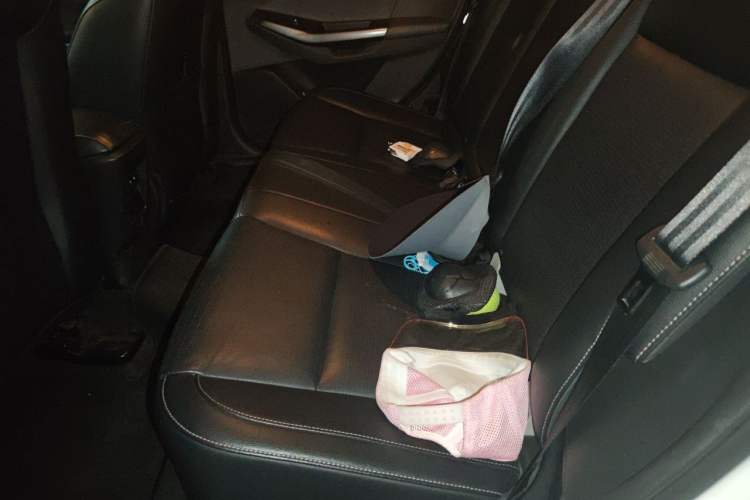 Used Ford Escort 2015 1.5L Automatic Fashion Model Left Rear Seat