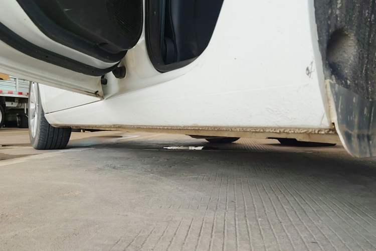 Used Ford Escort 2015 1.5L Automatic Fashion Model Left Side Sill