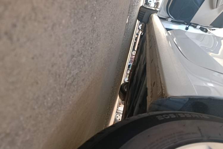 Used Ford Escort 2015 1.5L Automatic Fashion Model Left Side Sill