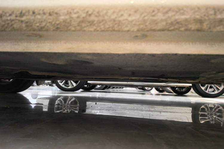 Used Ford Escort 2015 1.5L Automatic Comfort Edition Left Side Sill