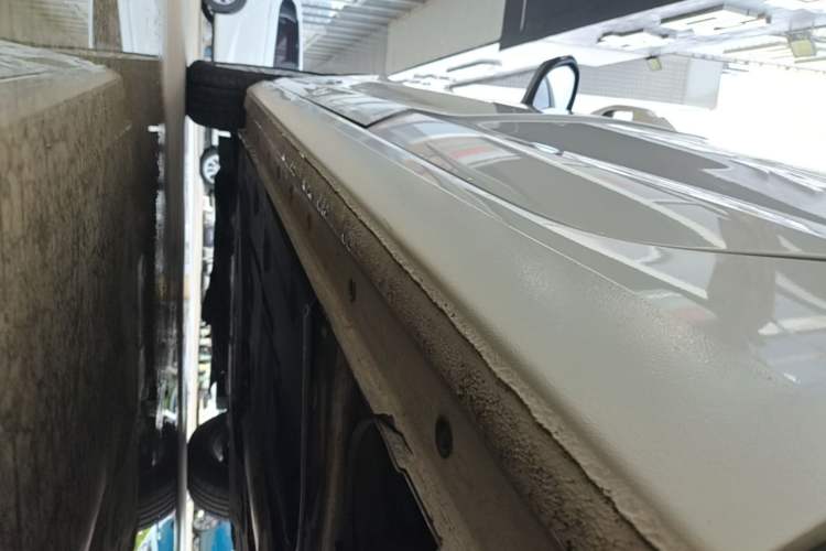 Used Ford Escort 2015 1.5L Automatic Comfort Edition Left Side Sill