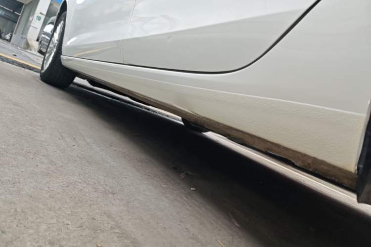 Used Ford Escort 2015 1.5L Automatic Comfort Edition Left Side Sill