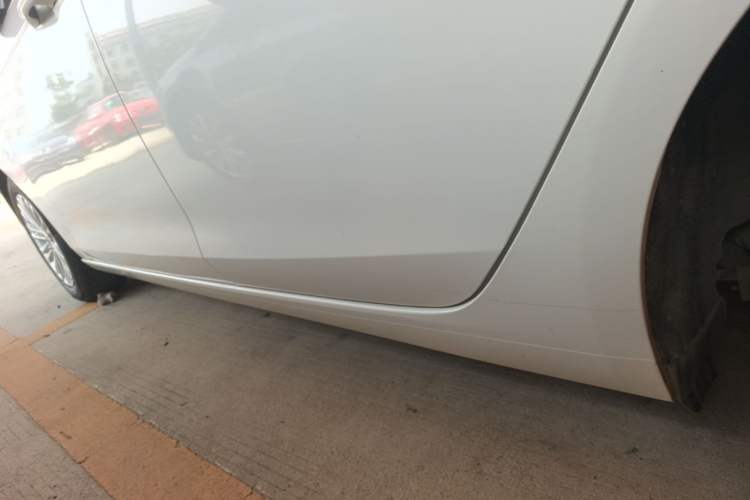 Used Ford Escort 2015 1.5L Automatic Comfort Edition Left Side Sill
