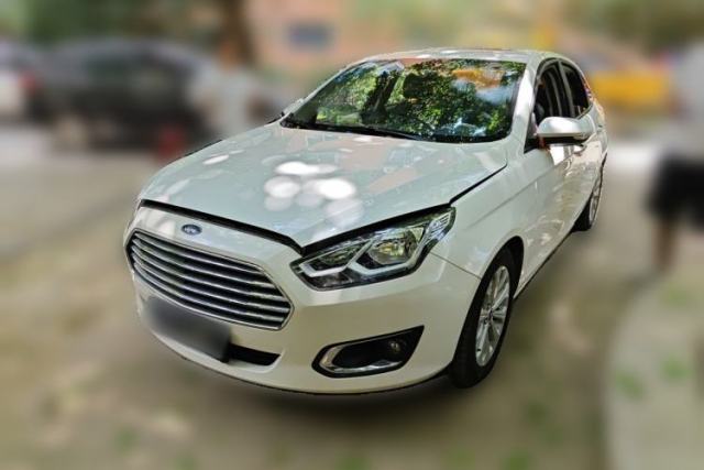Used Ford Escort 2015 1.5L Automatic Fashion Model