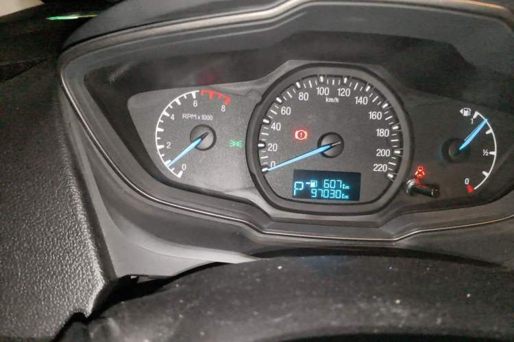 Used Ford Escort 2015 1.5L Automatic Comfort Edition Odometer Close Up