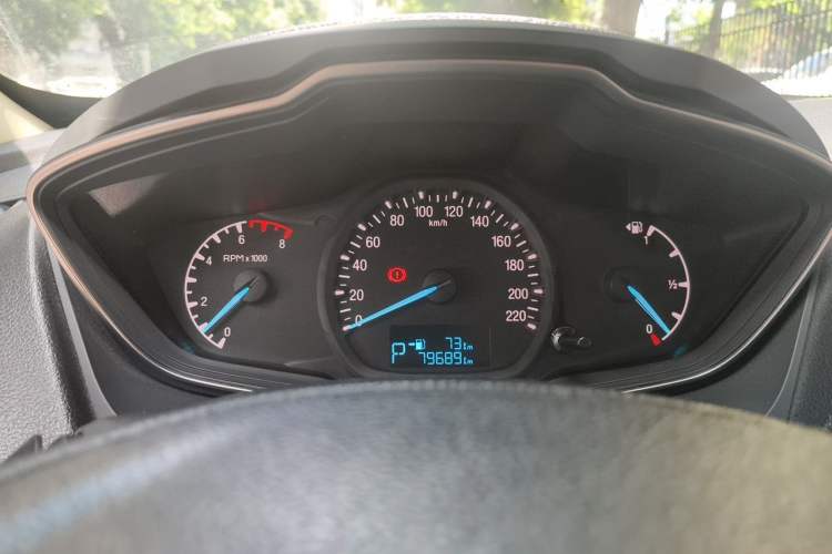 Used Ford Escort 2015 1.5L Automatic Comfort Edition Odometer Close Up
