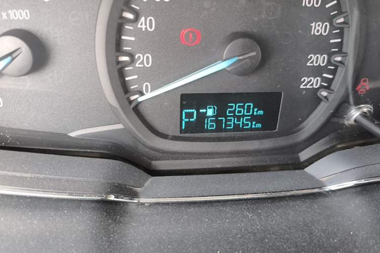 Used Ford Escort 2015 1.5L Automatic Fashion Model Odometer Close Up