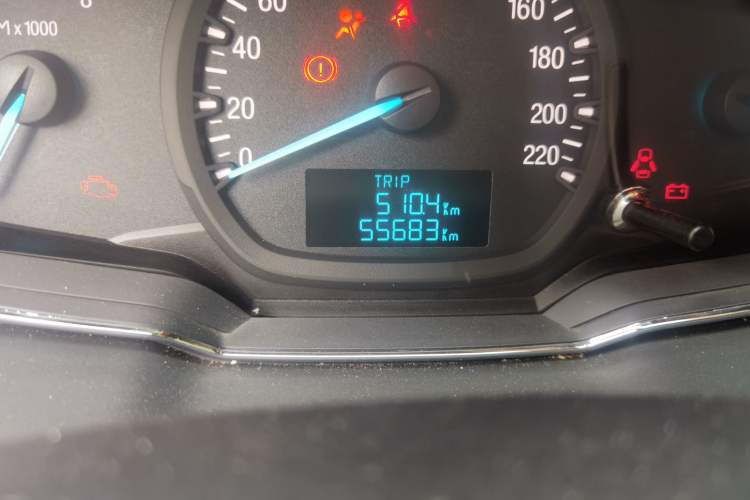 Used Ford Escort 2015 1.5L Manual Fashion Edition Odometer Close Up