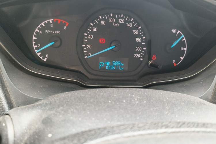 Used Ford Escort 2015 1.5L Automatic Comfort Edition Odometer Close Up