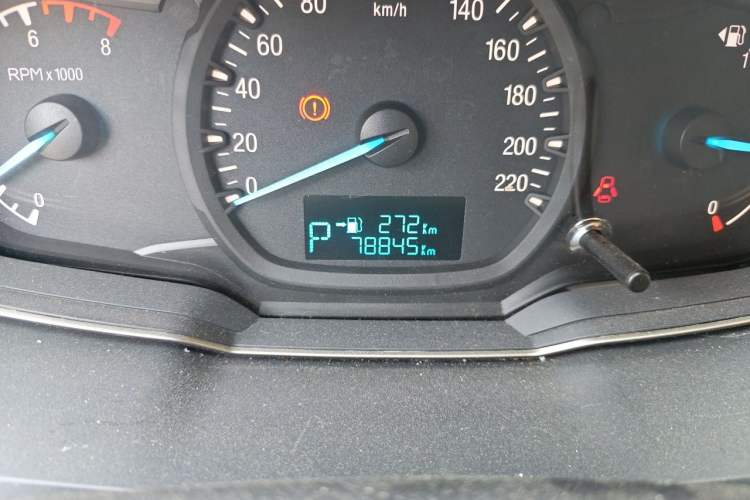 Used Ford Escort 2015 1.5L Automatic Comfort Edition Odometer Close Up
