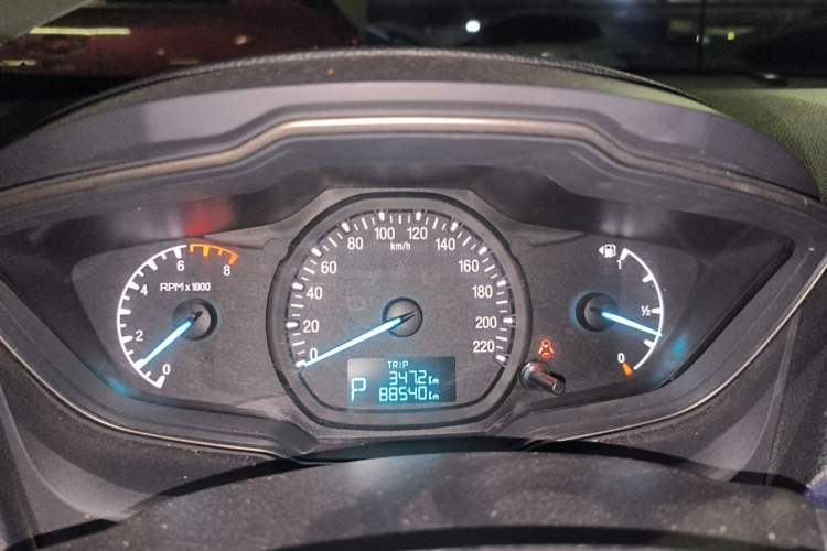 Used Ford Escort 2015 1.5L Automatic Comfort Edition Odometer Close Up