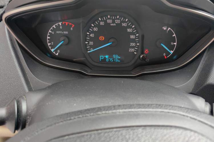Used Ford Escort 2015 1.5L Automatic Comfort Edition Odometer Close Up