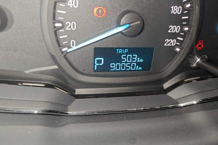 Used Ford Escort 2015 1.5L Automatic Fashion Model Odometer Close Up