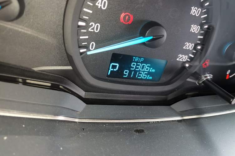 Used Ford Escort 2015 1.5L Automatic Comfort Edition Odometer Close Up
