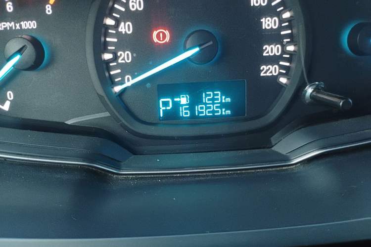 Used Ford Escort 2015 1.5L Automatic Comfort Edition Odometer Close Up