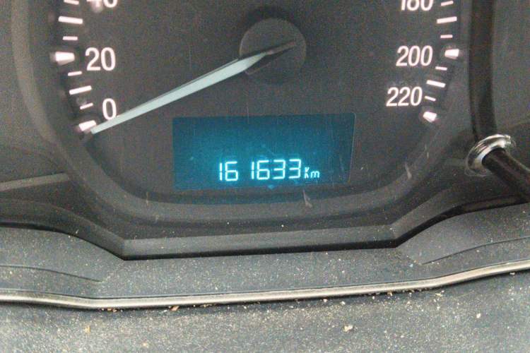 Used Ford Escort 2015 1.5L Automatic Comfort Edition Odometer Close Up