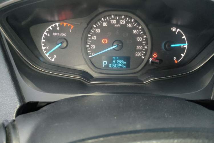 Used Ford Escort 2015 1.5L Automatic Comfort Edition Odometer Close Up