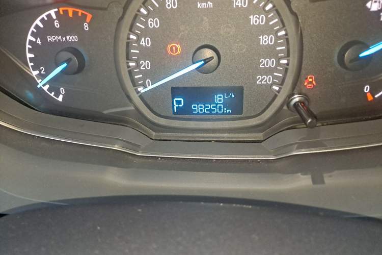 Used Ford Escort 2015 1.5L Automatic Comfort Edition Odometer Close Up
