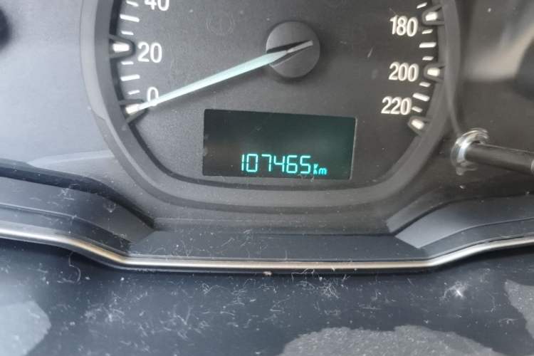 Used Ford Escort 2015 1.5L Automatic Comfort Edition Odometer Close Up
