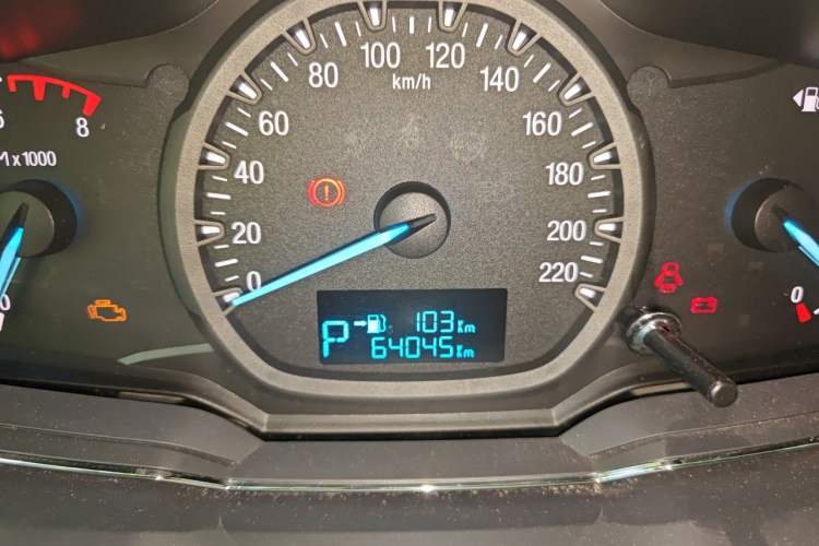 Used Ford Escort 2015 1.5L Automatic Fashion Model Odometer Close Up