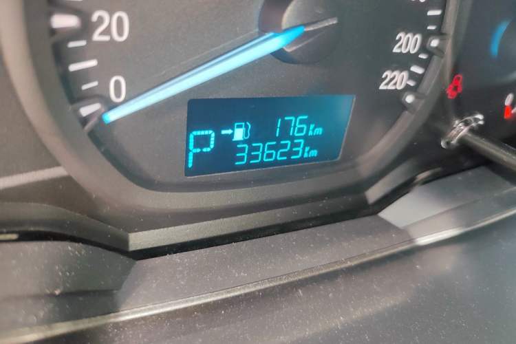 Used Ford Escort 2015 1.5L Automatic Comfort Edition Odometer Close Up