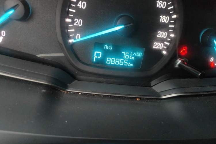 Used Ford Escort 2015 1.5L Automatic Comfort Edition Odometer Close Up
