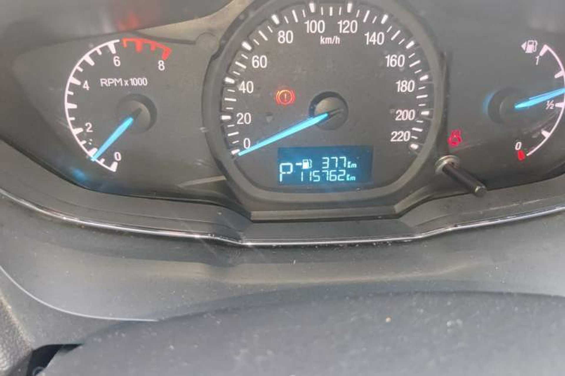 Used Ford Escort 2015 1.5L Automatic Fashion Model Odometer Close Up