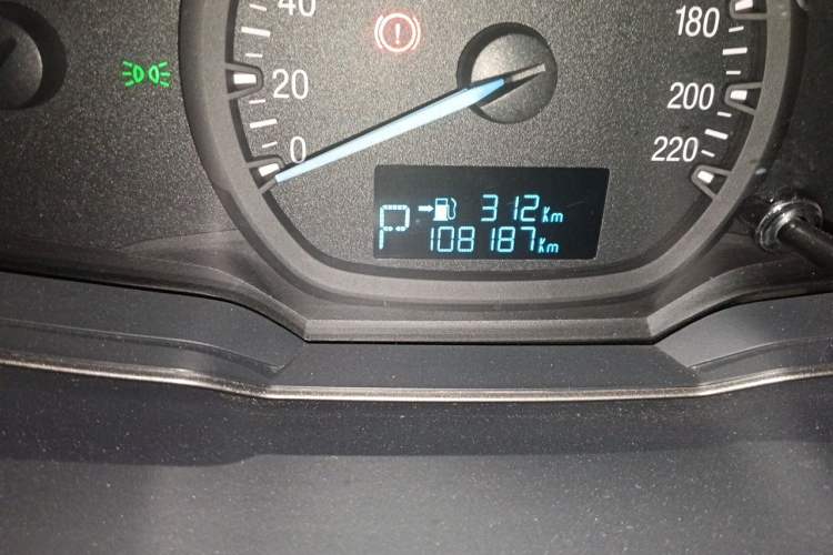 Used Ford Escort 2015 1.5L Automatic Comfort Edition Odometer Close Up