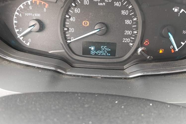 Used Ford Escort 2015 1.5L Manual Fashion Edition Odometer Close Up