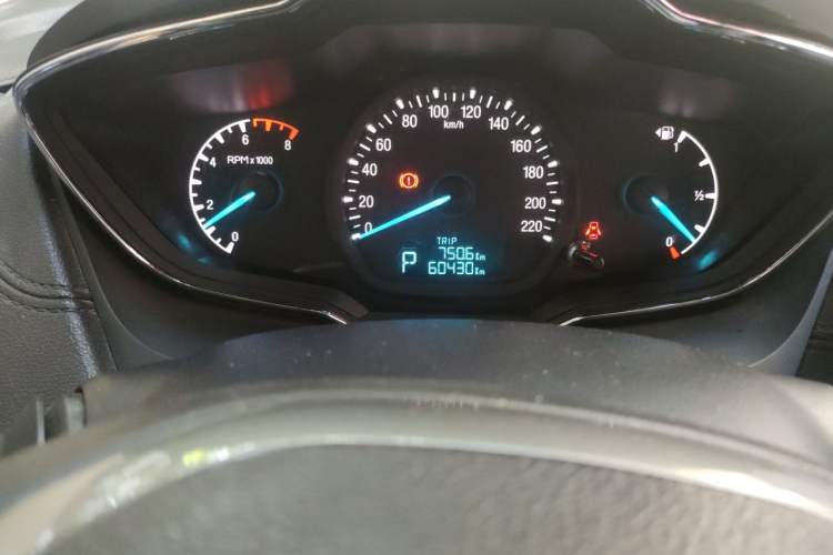 Used Ford Escort 2015 1.5L Automatic Fashion Model Odometer Close Up