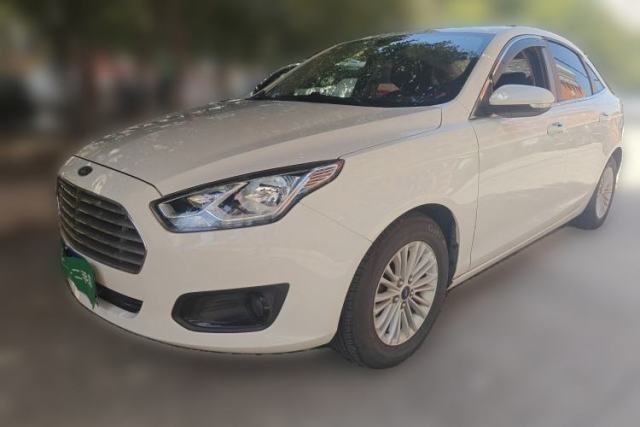 Ford Escort 2015 1.5L Automatic Comfort Edition مستعملة