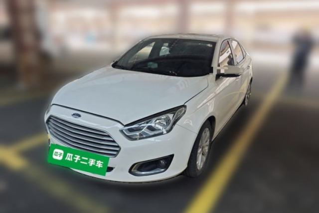 Used Ford Escort 2015 1.5L Manual Fashion Edition