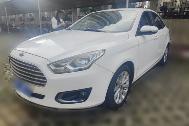 Used Ford Escort 2015 1.5L Automatic Fashion Model