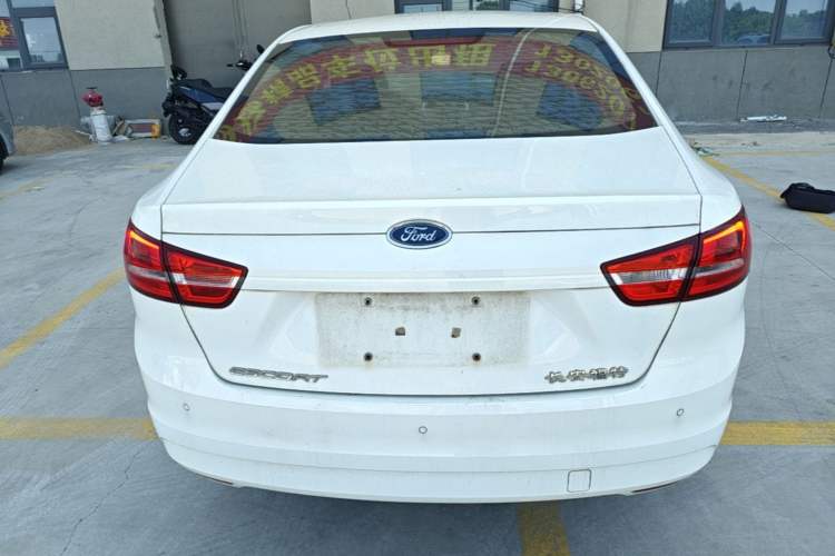 Used Ford Escort 2015 1.5L Manual Comfort Model Rear